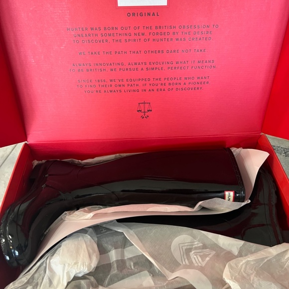 NIB NEW Hunter Original Glossy Rain boots Size 8 - Picture 4 of 6